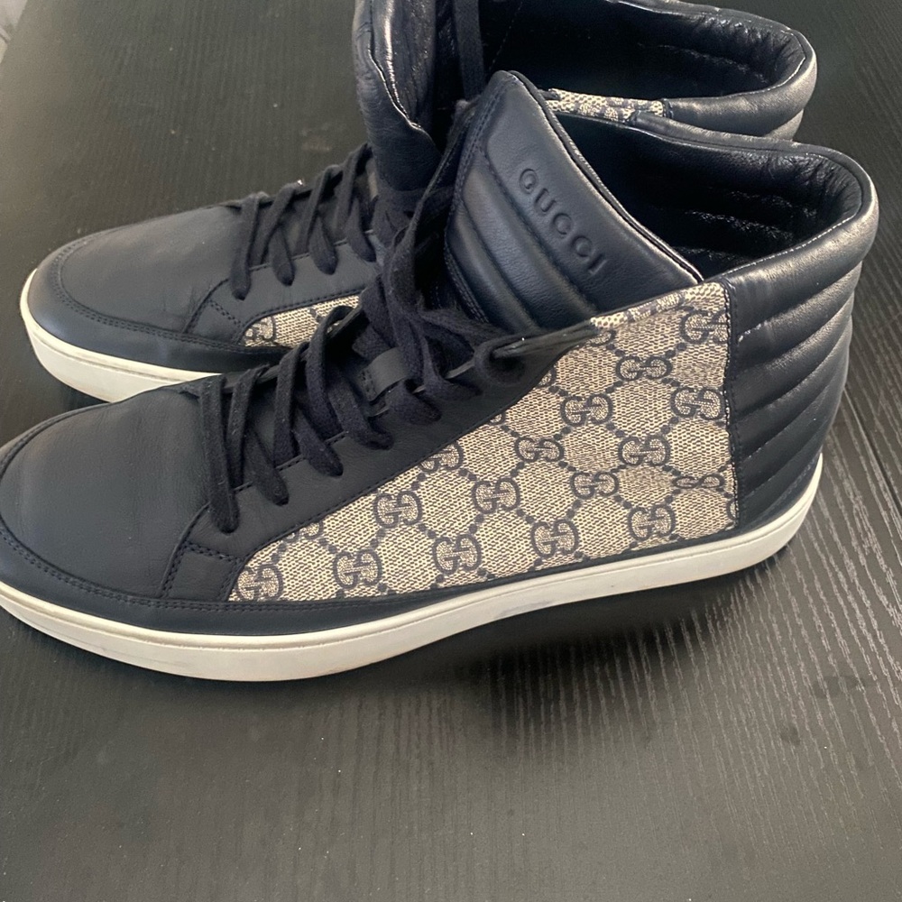 Gucci Black Leather High-Top Sneakers - Picture 2 of 5